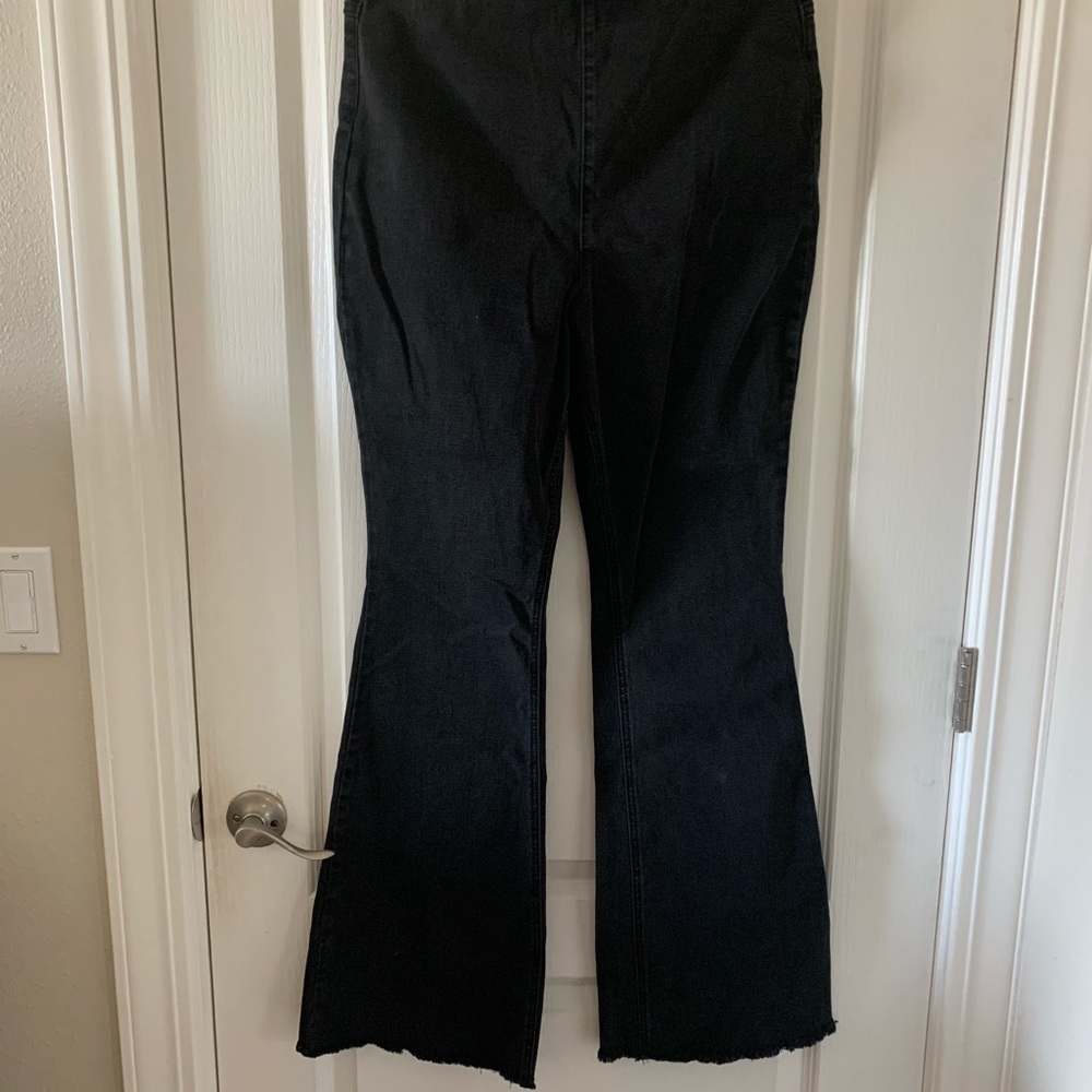 Black bell bottom jeans